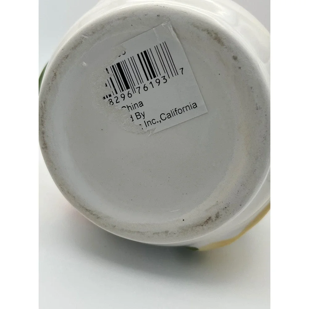 SAP Trading‎ Co Ceramic Chili Pepper Canister Small Jar with Lid 3D Embossed 5in